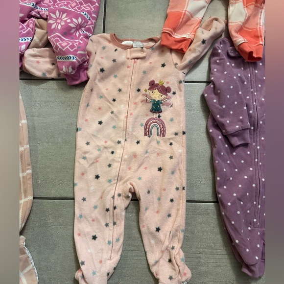 5 pajamas frizz - Picture 2 of 6